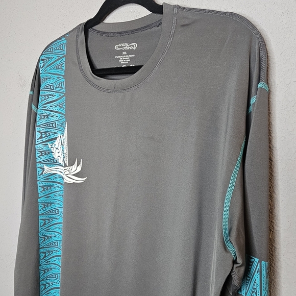 Crazy Shirts Surf Performance Tee Shirt Mens XXL Hawaiian Tribal Gray Stretchy - Picture 2 of 10